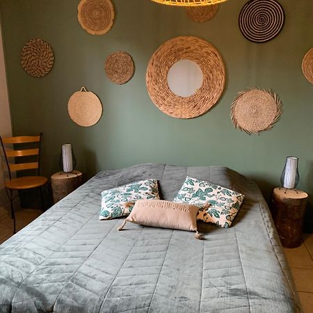 A La Mare Du Vieux Chene Bed and Breakfast Bellegarde-Poussieu Εξωτερικό φωτογραφία