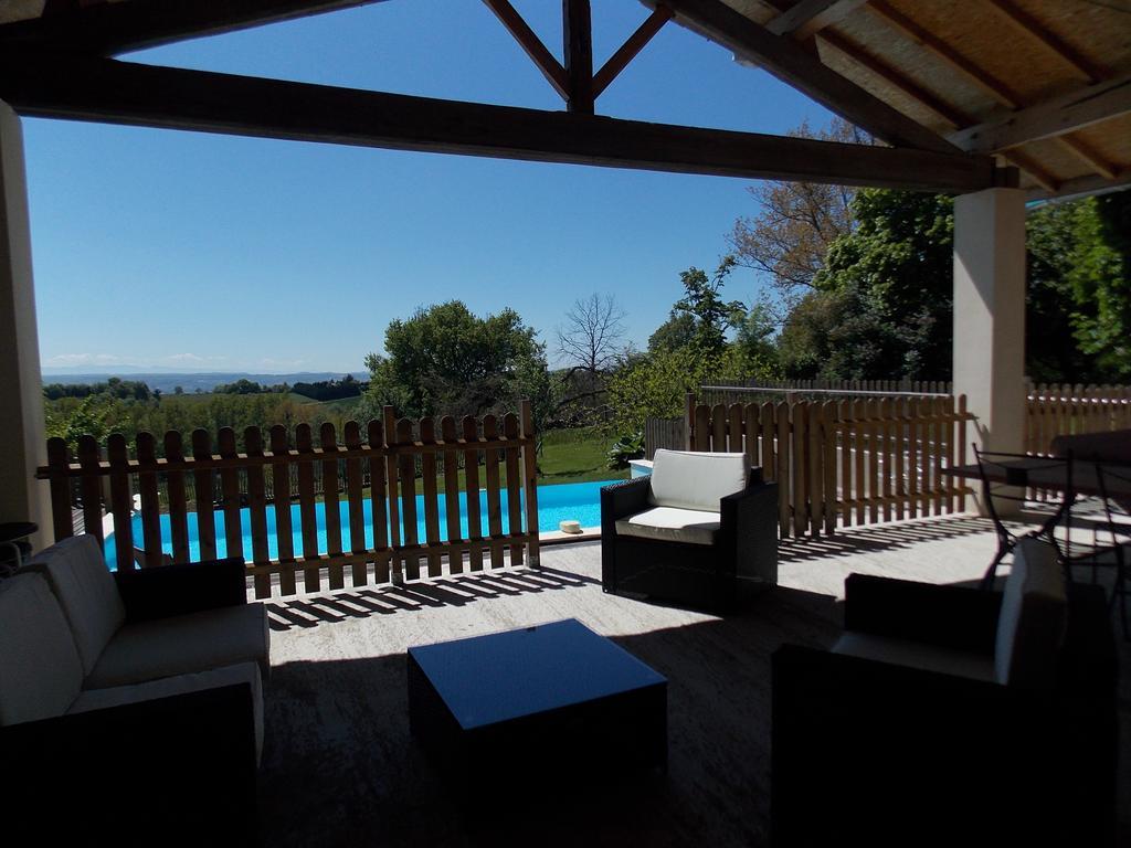 A La Mare Du Vieux Chene Bed and Breakfast Bellegarde-Poussieu Εξωτερικό φωτογραφία