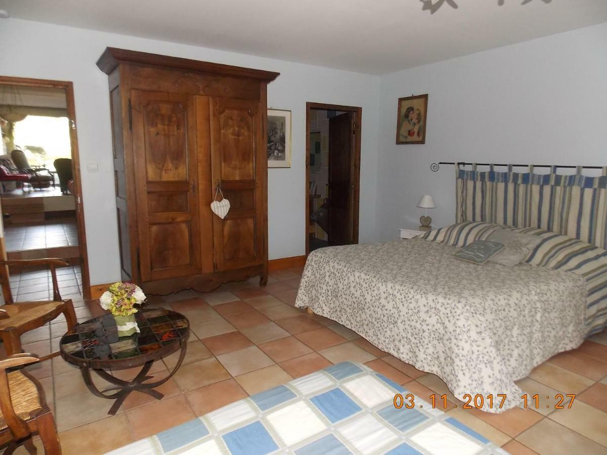 A La Mare Du Vieux Chene Bed and Breakfast Bellegarde-Poussieu Εξωτερικό φωτογραφία